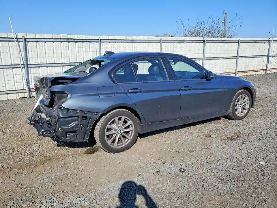 WBA8E5G57HNU22670 2017 BMW 3 SERIES-2