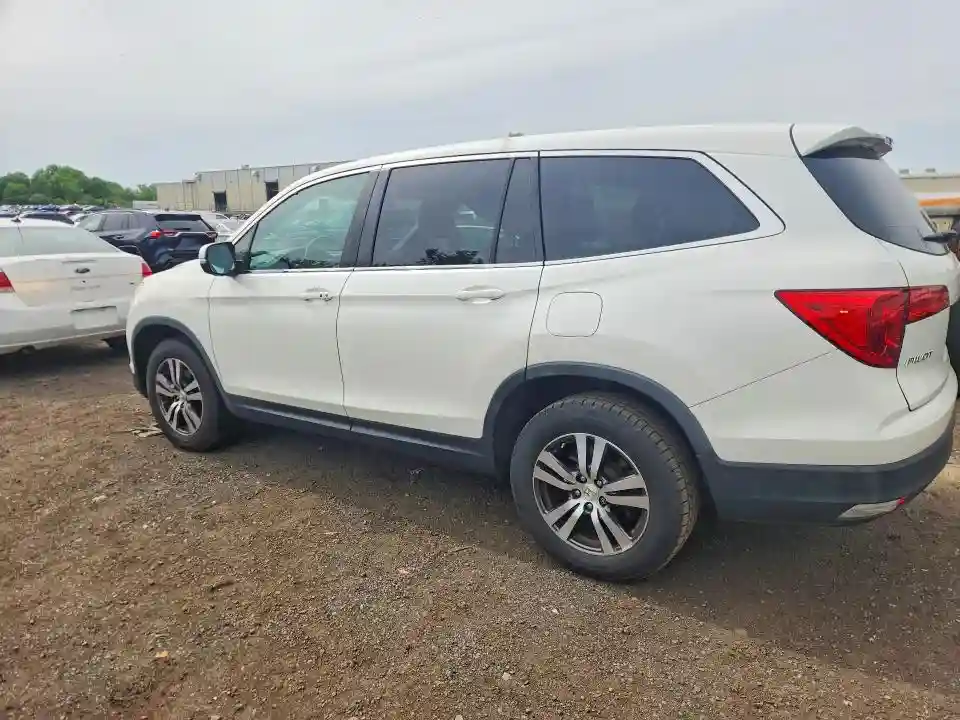 5FNYF6H70HB070228 2017 HONDA PILOT-1