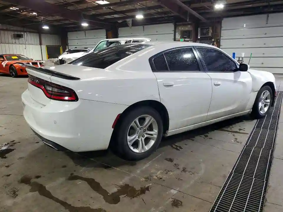 2C3CDXBG5GH102831 2016 DODGE CHARGER-2