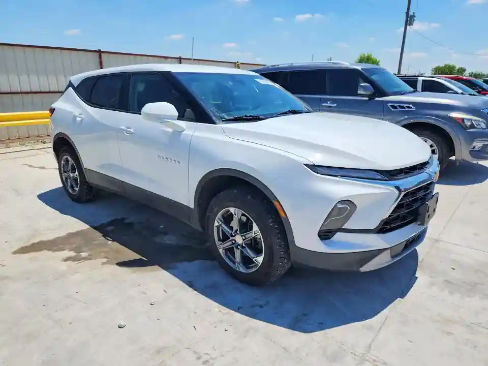 3GNKBCR44PS220570 2023 CHEVROLET BLAZER-3
