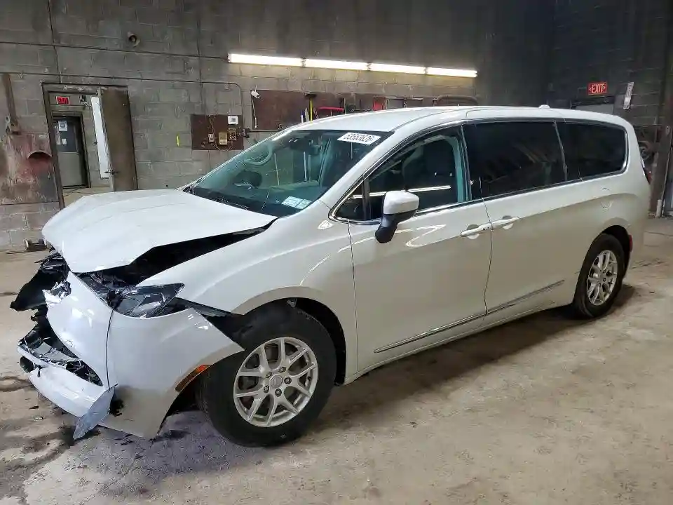 2C4RC1CG1HR665570 2017 CHRYSLER PACIFICA-0