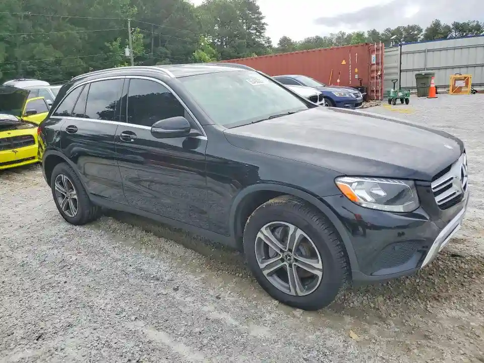 WDC0G4JBXHF258127 2017 MERCEDES-BENZ GLC-CLASS-3