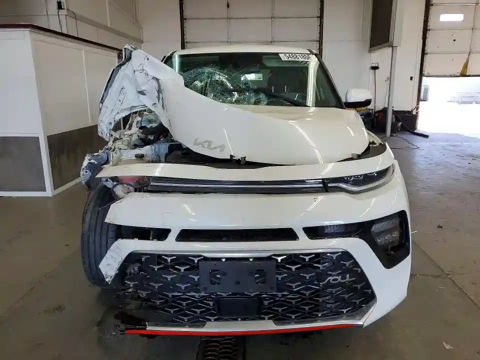 KNDJ53AF6N7835576 2022 KIA SOUL-4