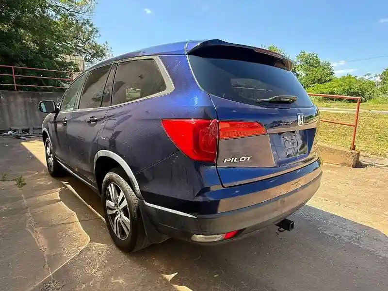 5FNYF6H34HB101039 2017 HONDA PILOT-2