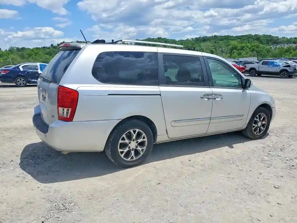 KNDMH4C76E6547837 2014 KIA SEDONA-2