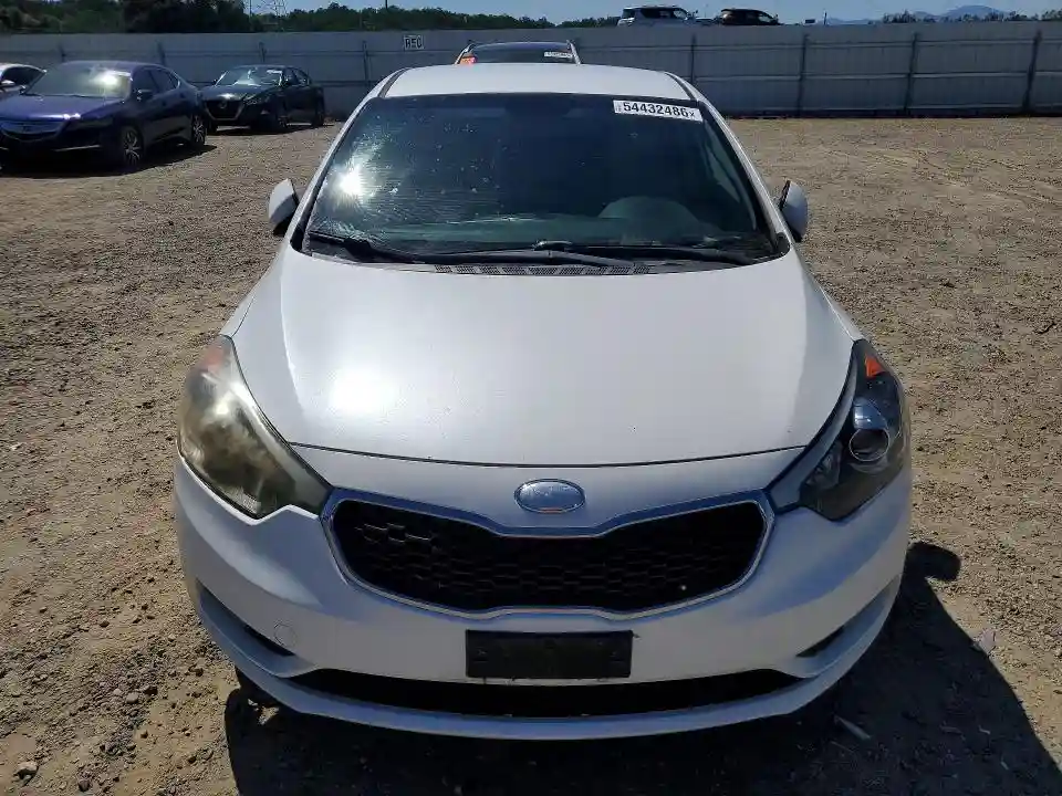 KNAFK4A68E5075972 2014 KIA FORTE-4