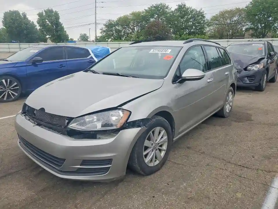 3VWC17AU9GM513921 2016 VOLKSWAGEN GOLF-0