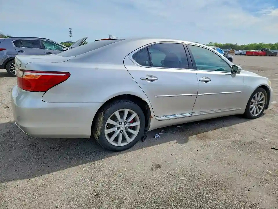 JTHCL5EF0A5006088 2010 LEXUS LS460-2