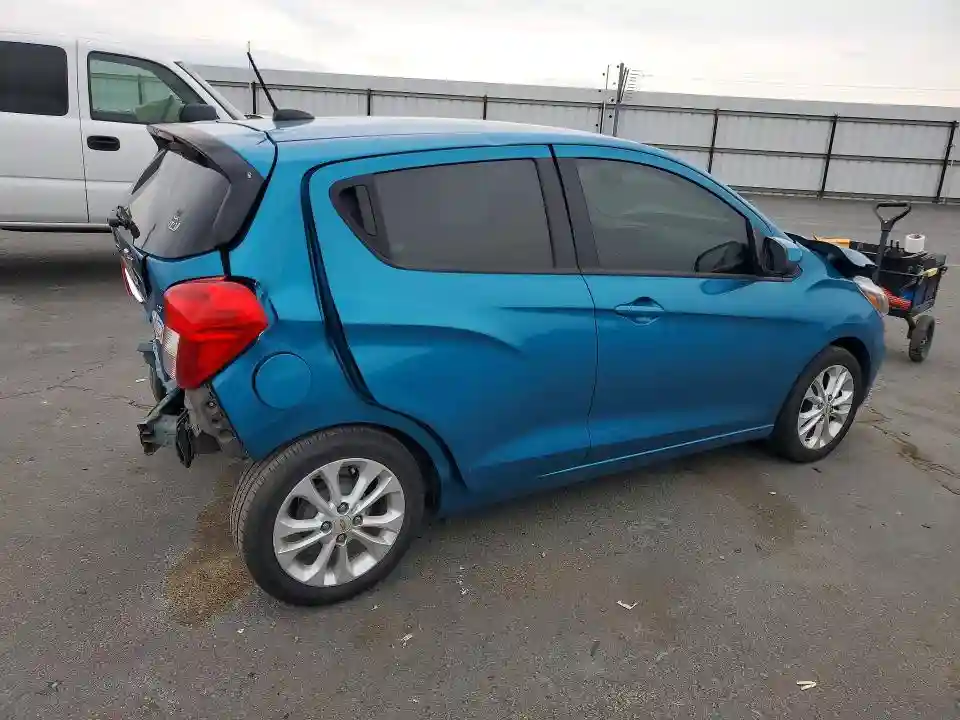 KL8CD6SA8KC703625 2019 CHEVROLET SPARK-2
