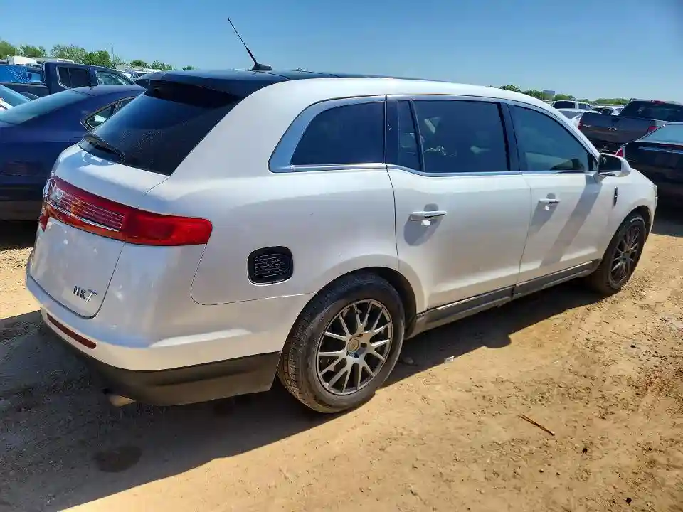 2LMHJ5AT9KBL03091 2019 LINCOLN MKT-2