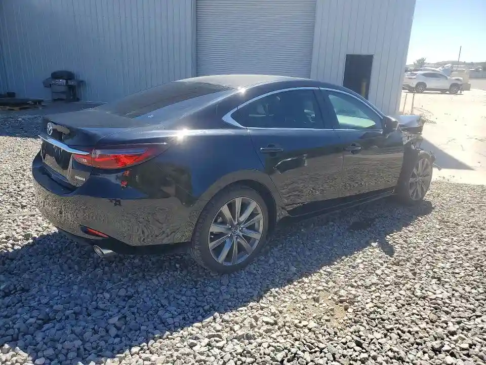 JM1GL1VM9M1613323 2021 MAZDA 6-2