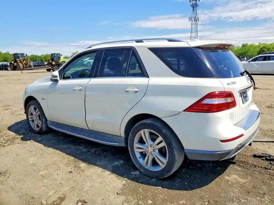 4JGDA5HB7CA027689 2012 MERCEDES-BENZ M-CLASS-1