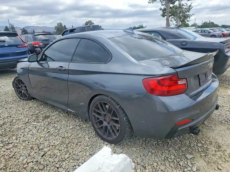 WBA1J7C58FV358800 2015 BMW M2-1
