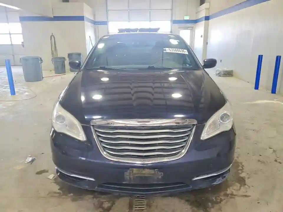 1C3BC1FG2BN525419 2011 CHRYSLER 200-4