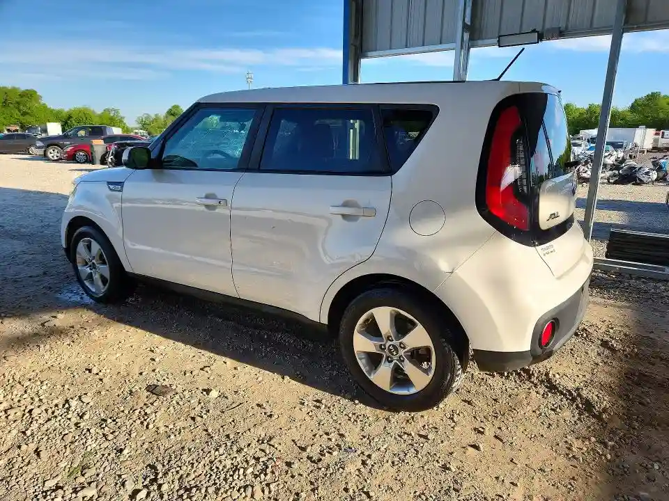 KNDJN2A20H7478830 2017 KIA SOUL-1