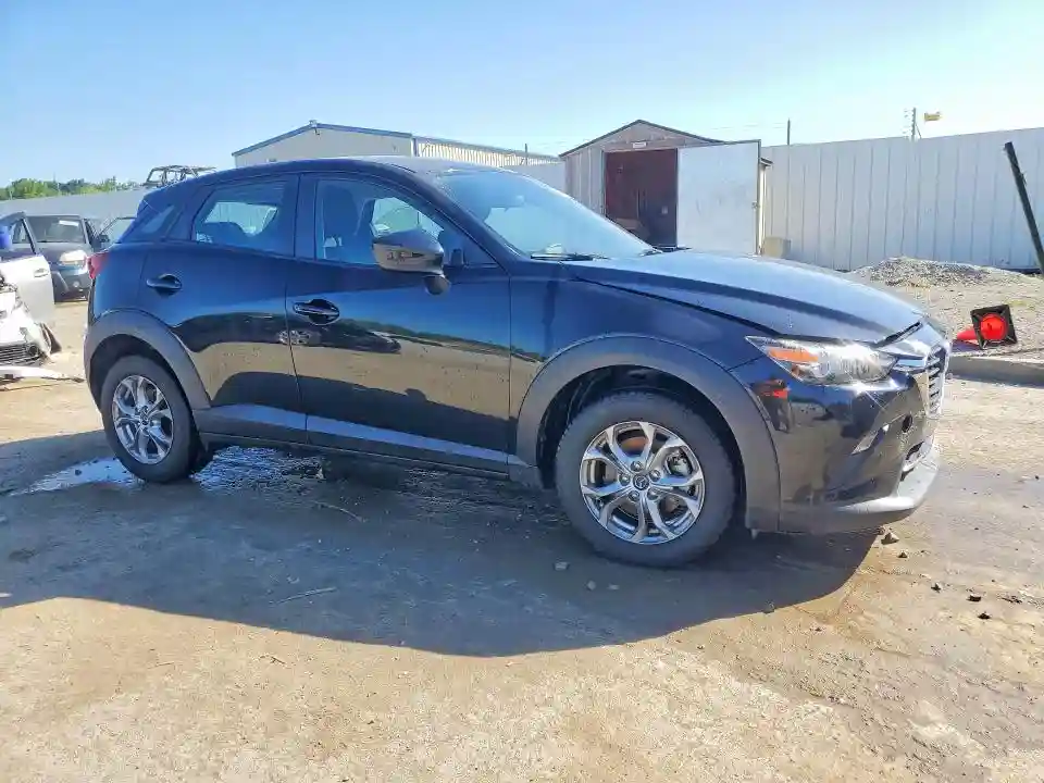 JM1DKFB75J1322797 2018 MAZDA CX-3-3