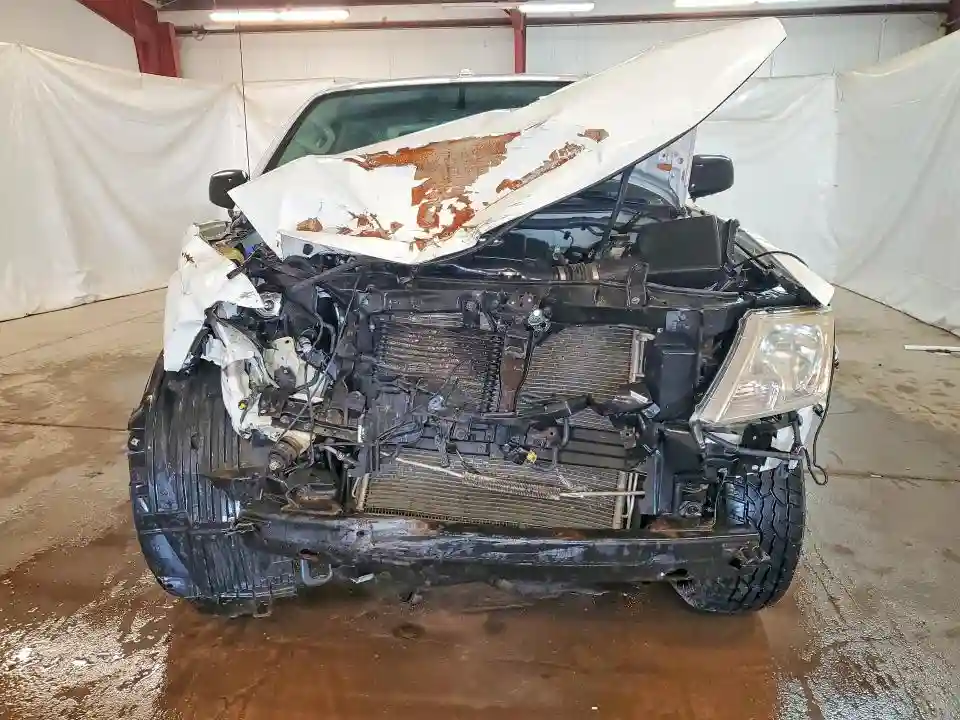 1N6DD0EV4HN777805 2017 NISSAN FRONTIER-4