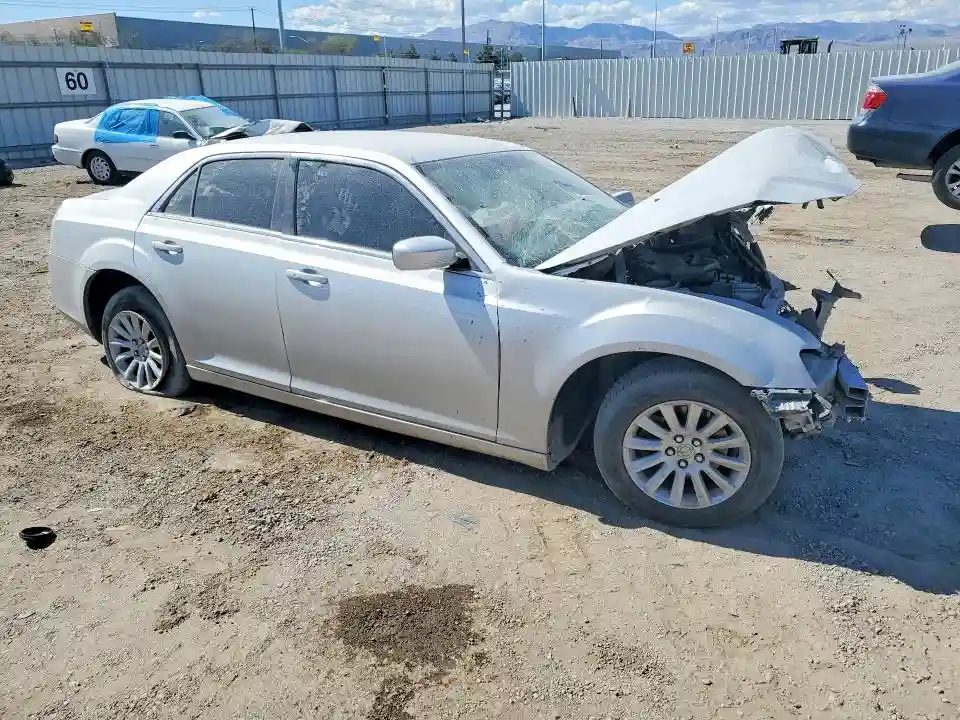 2C3CCAAG1CH216966 2012 CHRYSLER 300-3