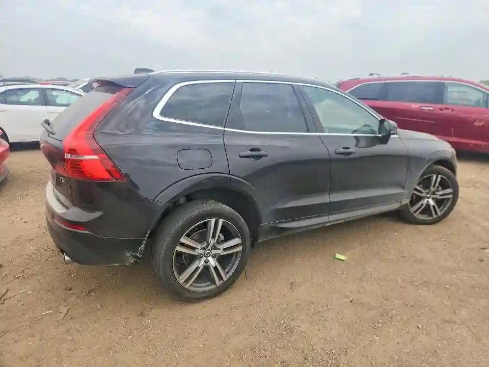 YV4102RK2M1793559 2021 VOLVO XC60-2