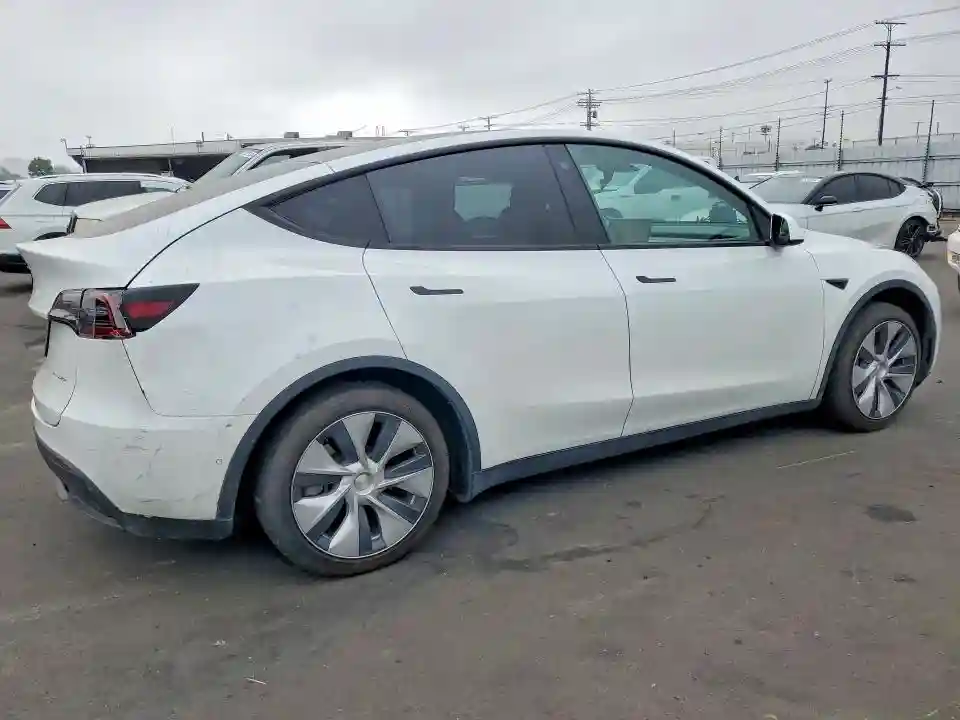 7SAYGDEE0NF489361 2022 TESLA MODEL Y-2