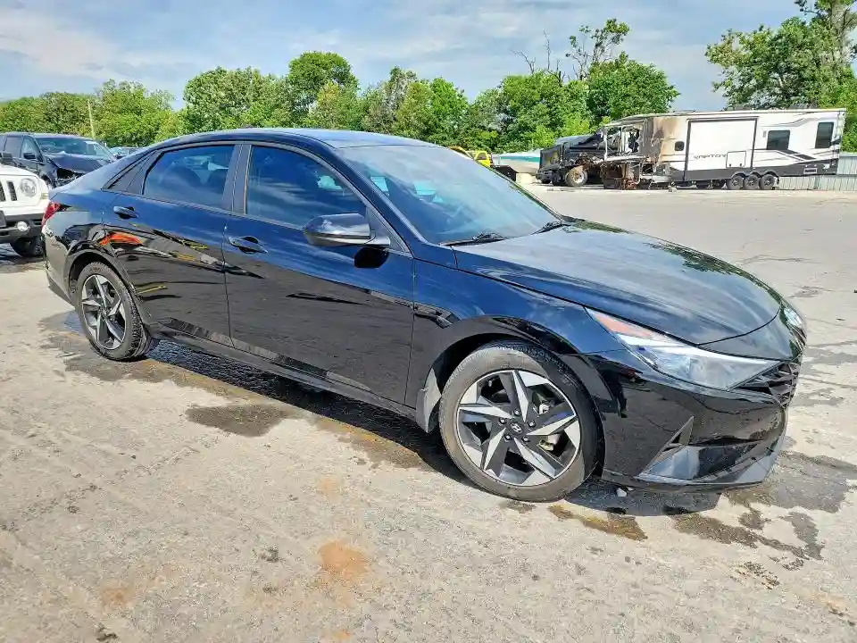 KMHLS4AG8PU444428 2023 HYUNDAI ELANTRA-3