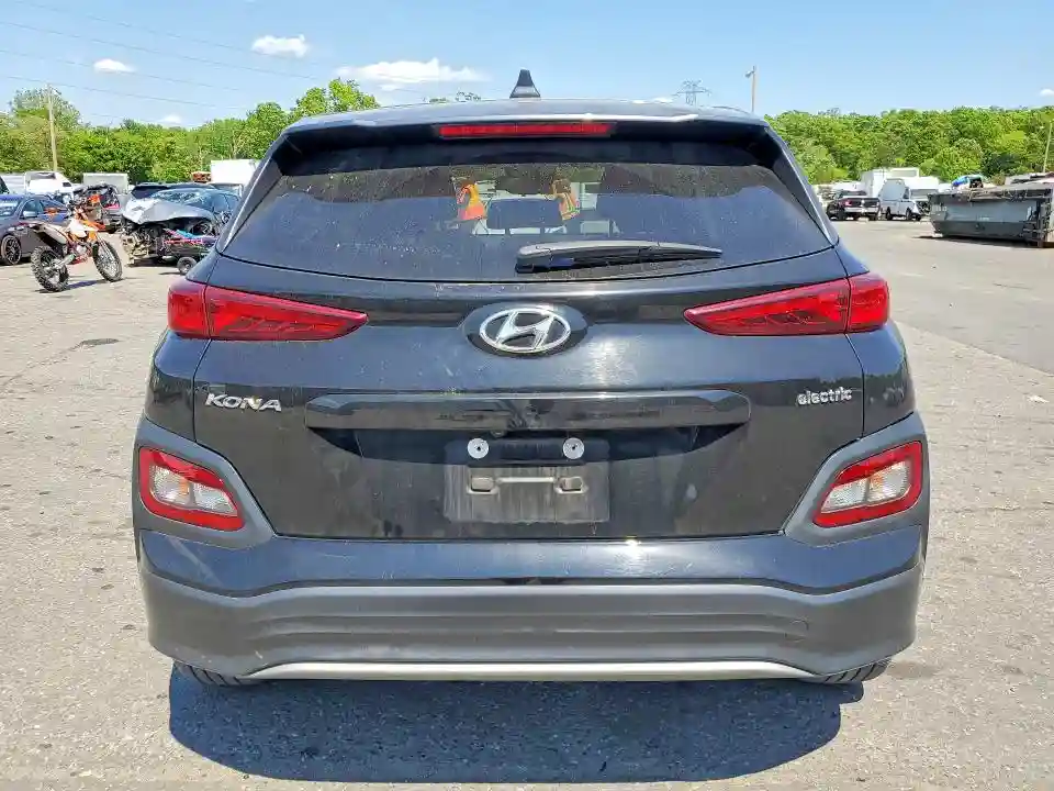 KM8K23AG1MU135000 2021 HYUNDAI KONA-5
