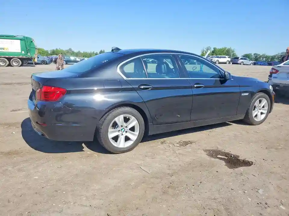 WBAXH5C54DD107060 2013 BMW 5 SERIES-2