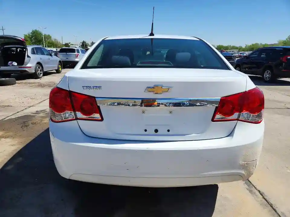 1G1PA5SH0E7467082 2014 CHEVROLET CRUZE-5