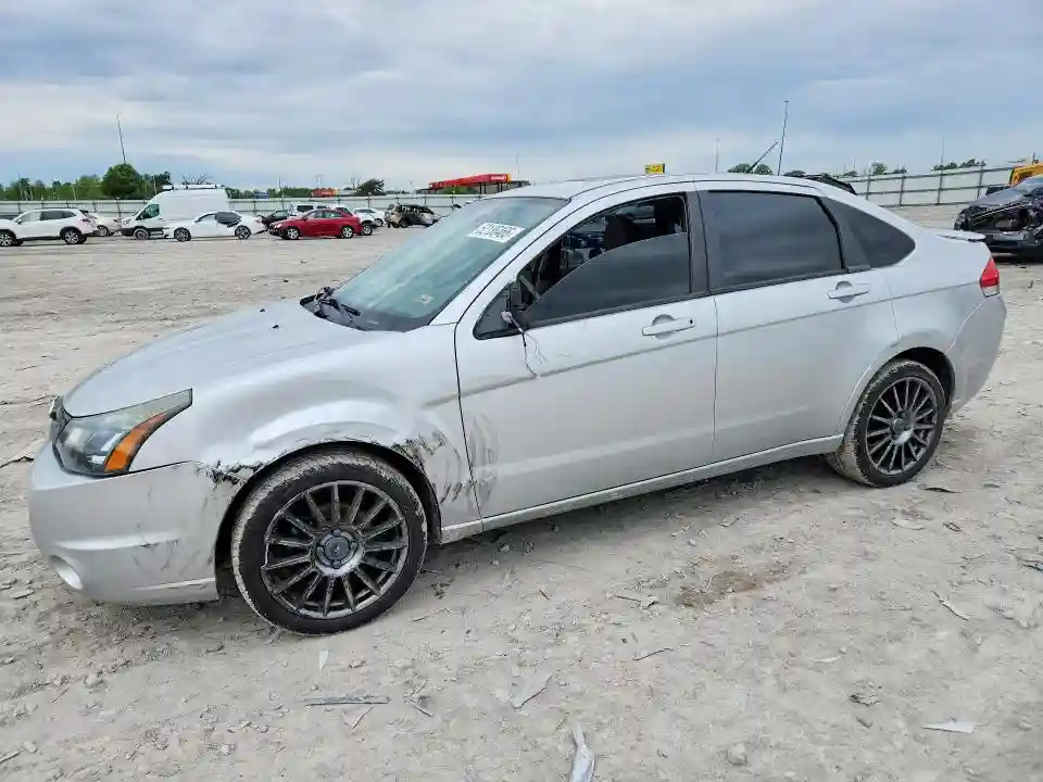 1FAHP3GN5BW126975 2011 FORD FOCUS-0