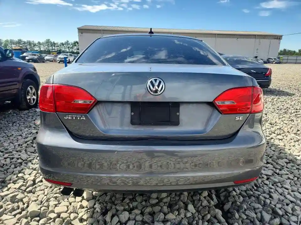 3VWD17AJXEM364152 2014 VOLKSWAGEN JETTA-5