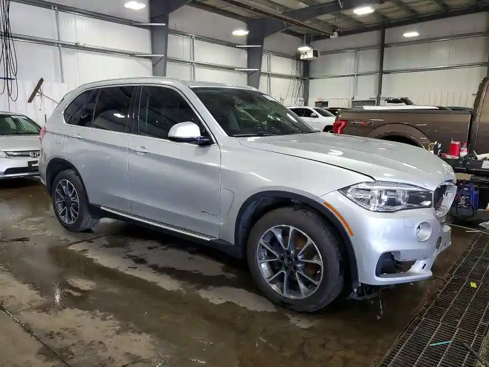 5UXKR0C54G0P33277 2016 BMW X5-3
