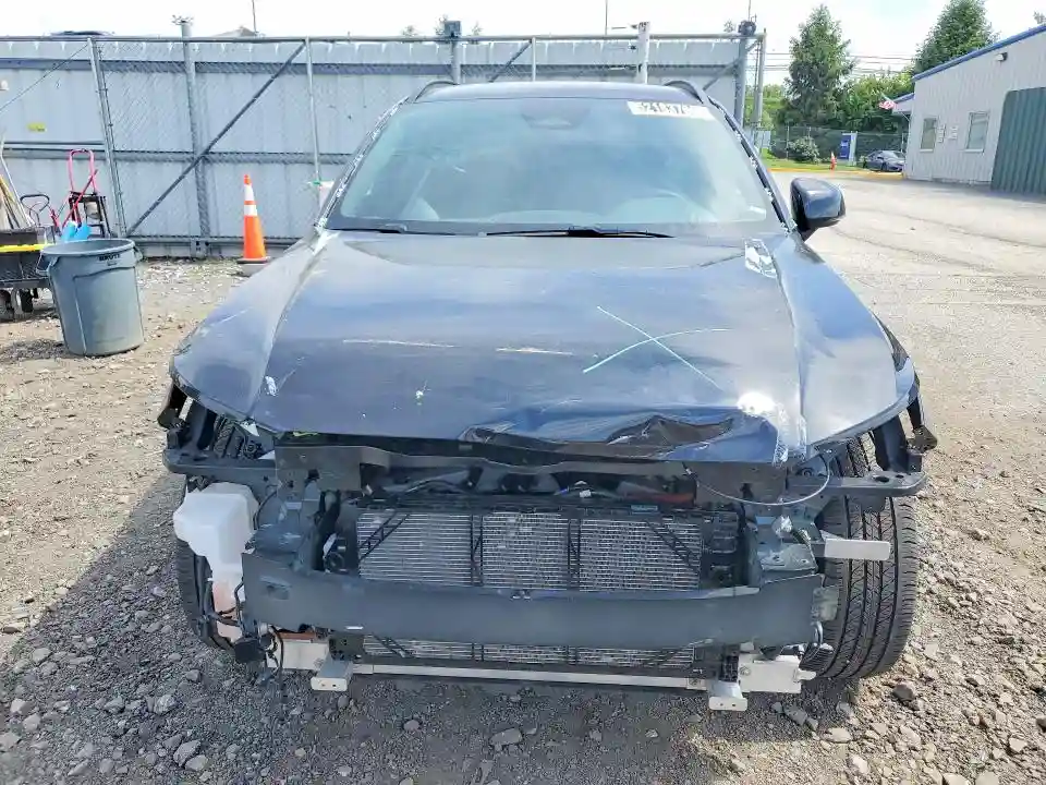 YV4ER3HJ9S2460188 2025 VOLVO ALL OTHER-4