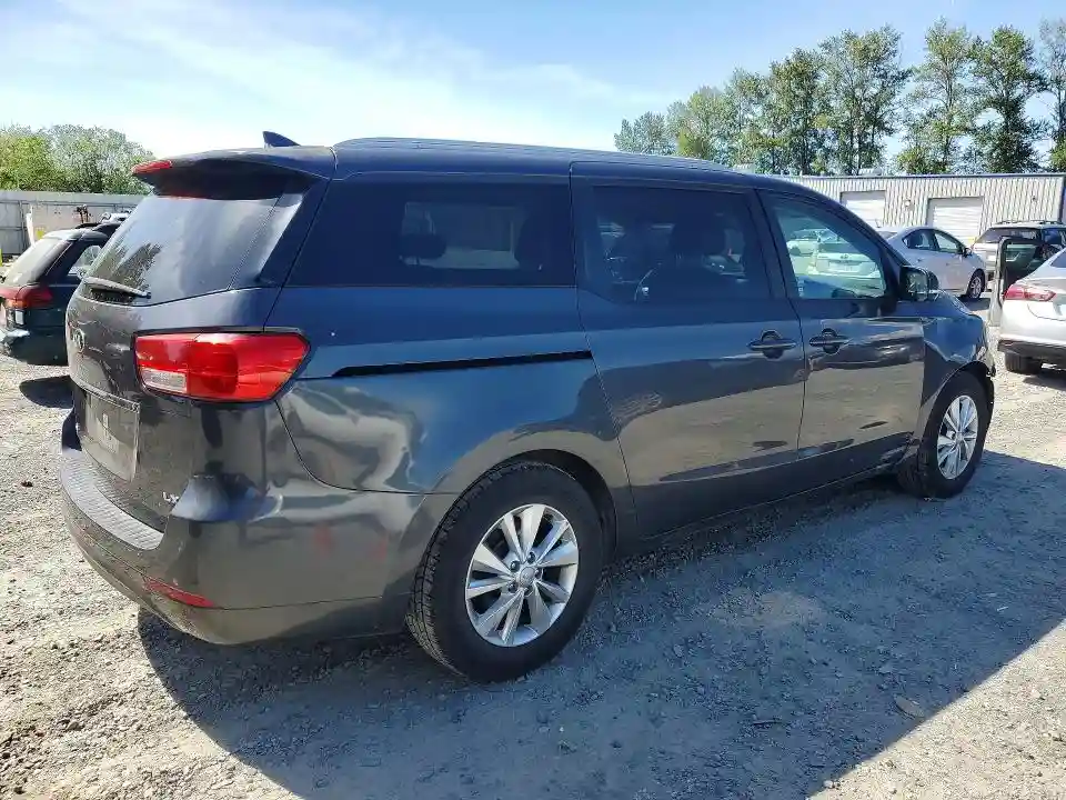 KNDMB5C12F6029888 2015 KIA SEDONA-2