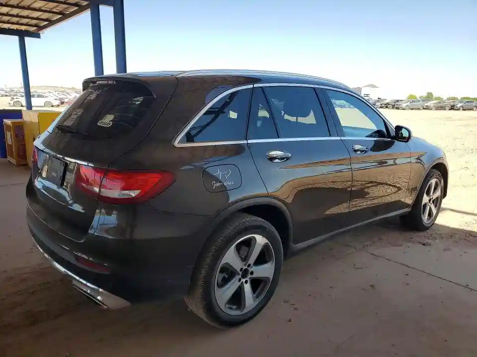 WDC0G4JBXHV003449 2017 MERCEDES-BENZ GLC-CLASS-2