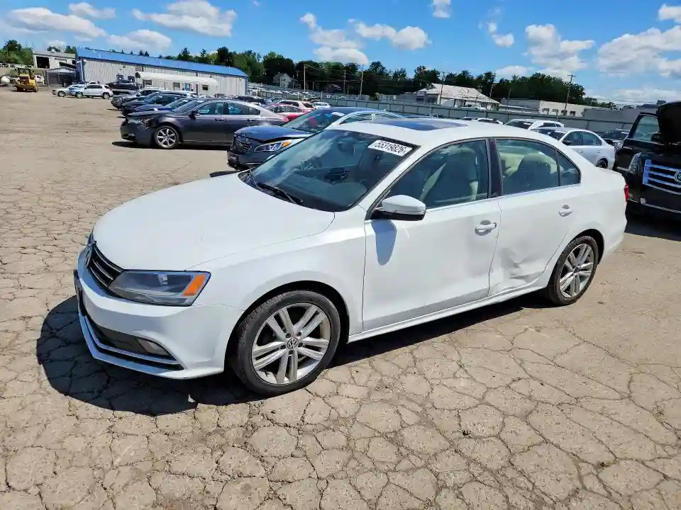 3VWLA7AJ4FM318720 2015 VOLKSWAGEN JETTA-0