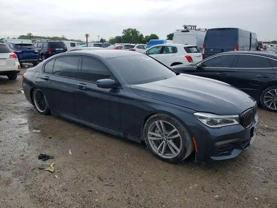 WBA7F2C58HG421917 2017 BMW 7 SERIES-3