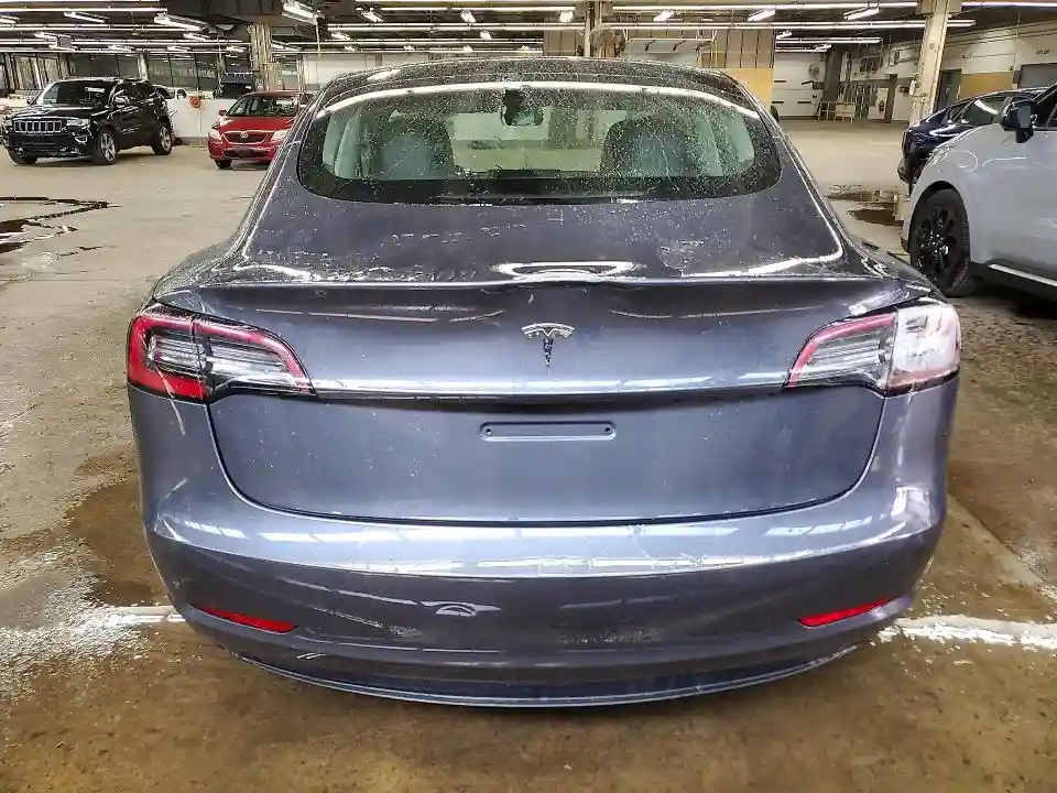 5YJ3E1EA7NF188093 2022 TESLA MODEL 3-5
