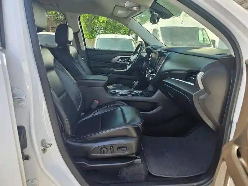 1GNERHKW4JJ159649 2018 CHEVROLET TRAVERSE-4