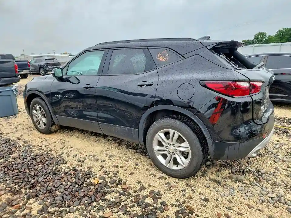 3GNKBHRS8LS576722 2020 CHEVROLET BLAZER-1