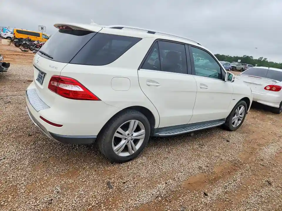 4JGDA2EBXCA079322 2012 MERCEDES-BENZ M-CLASS-2