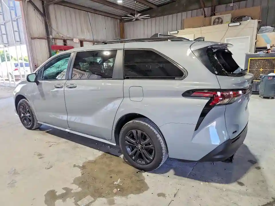 5TDCSKFC8RS144135 2024 TOYOTA SIENNA-1