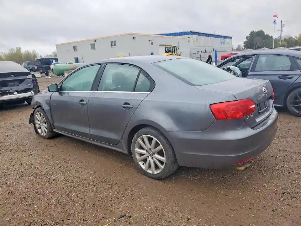 3VWDX7AJ4DM389089 2013 VOLKSWAGEN JETTA-1