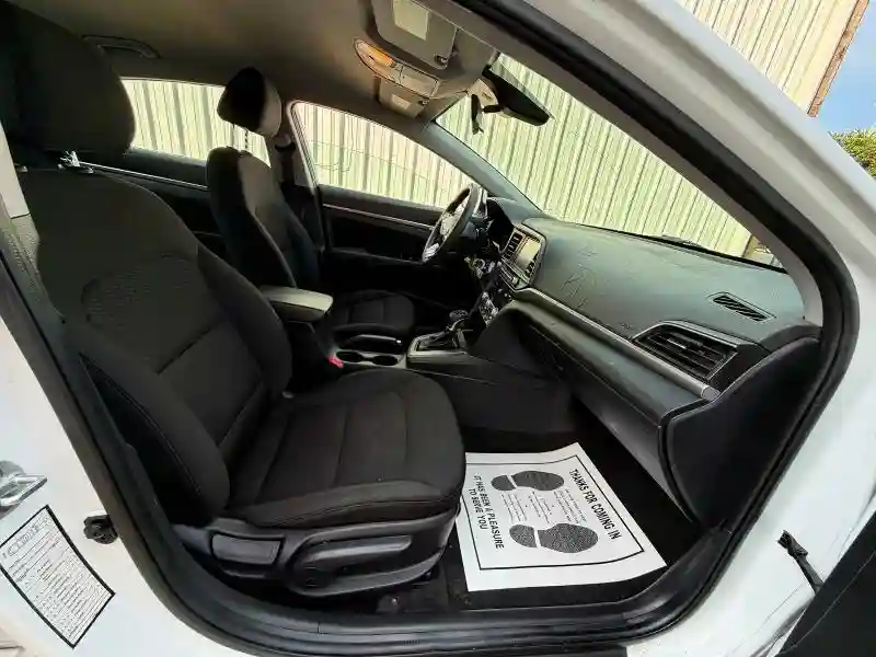 5NPD84LFXLH574212 2020 HYUNDAI ELANTRA-4