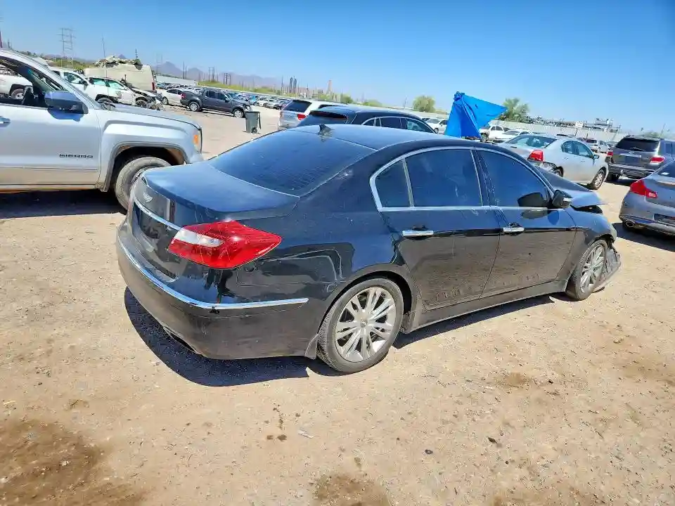 KMHGC4DD8CU202006 2012 HYUNDAI GENESIS-2