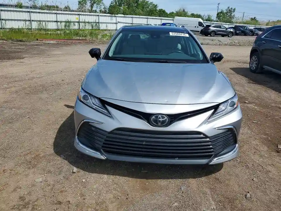 4T1F11AK3MU603578 2021 TOYOTA CAMRY-4