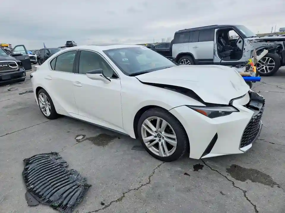 JTHCA1D29M5112668 2021 LEXUS IS-3
