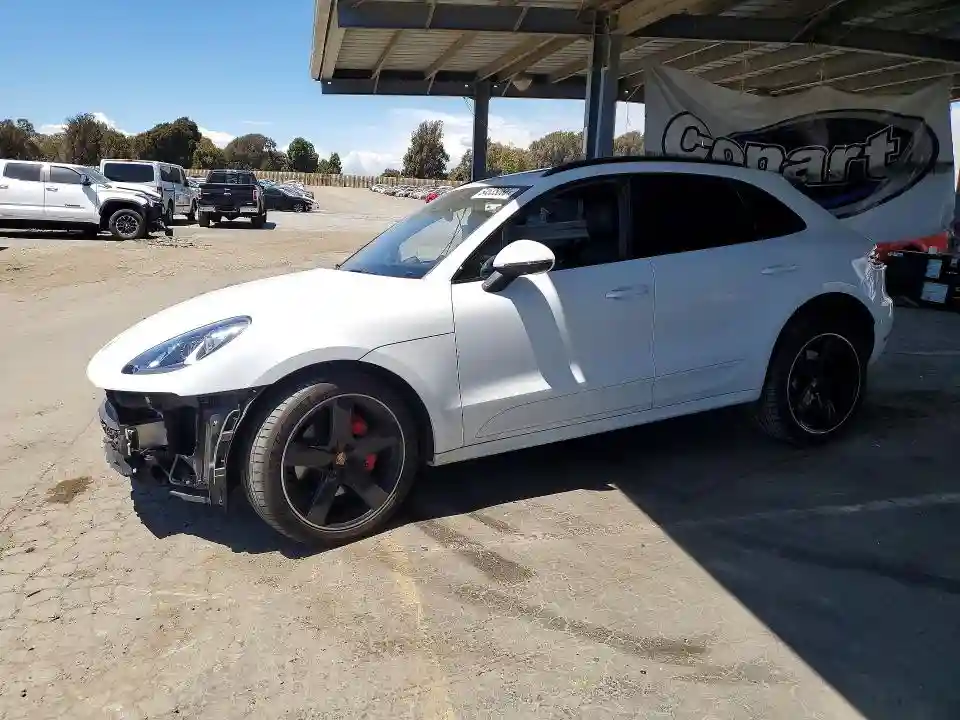WP1AF2A58JLB70257 2018 PORSCHE MACAN-0