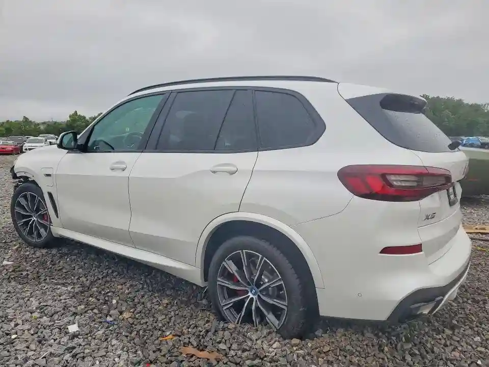 5UXTA6C08P9R07382 2023 BMW X5-1
