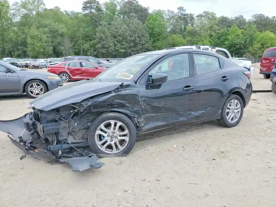 3MYDLBYV3HY182980 2017 TOYOTA YARIS IA B-0