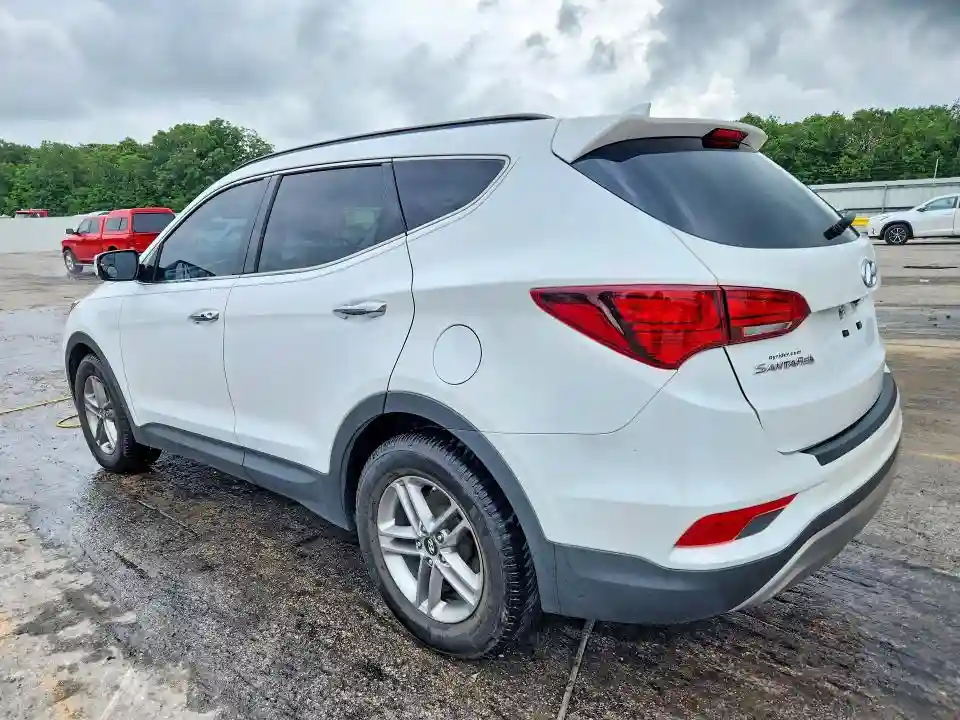 5NMZU3LB0JH056032 2018 HYUNDAI SANTA FE-1